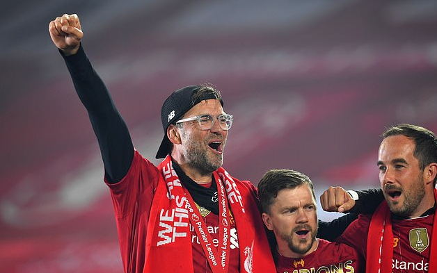 皇马更衣室内乱曝光，阿隆索希望3天后能赢曼城稳定军心