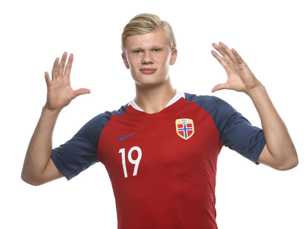 库拉索首进世界杯，华裔球员陈达毅有望首次征战世界杯（库拉索历史性挺进世界杯，华裔陈达毅有望迎来世界杯首秀）