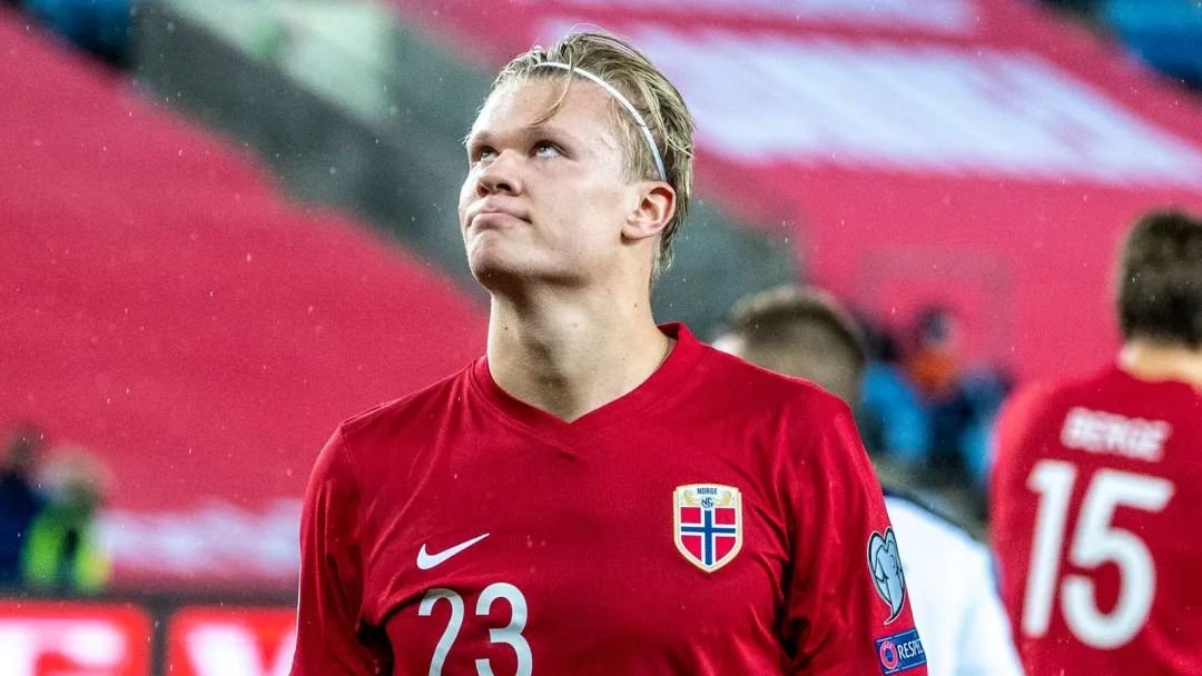 德转更新后荷甲身价前10：萨伊瓦里3200万第1，帕罗特上榜