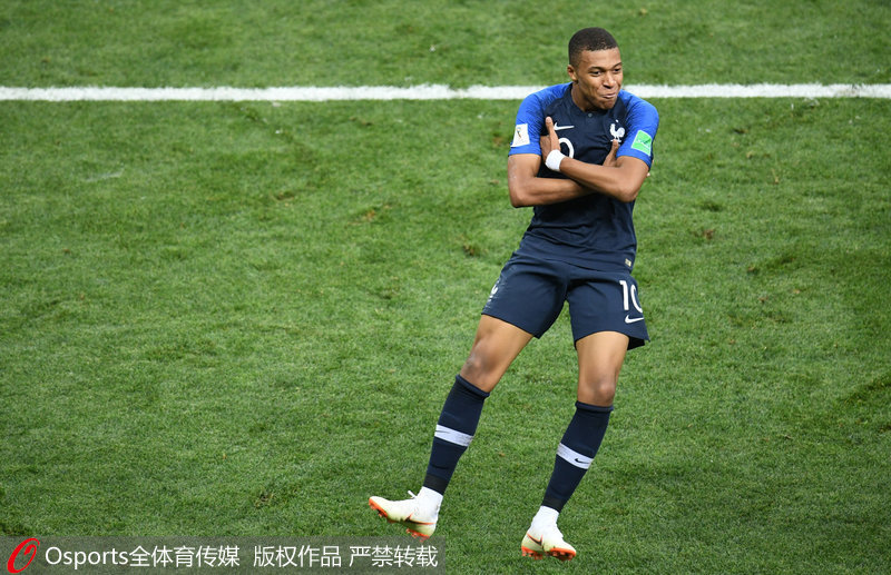 孔蒂：我们努力进行高位逼抢，这致使尤文今天仅有两脚射正