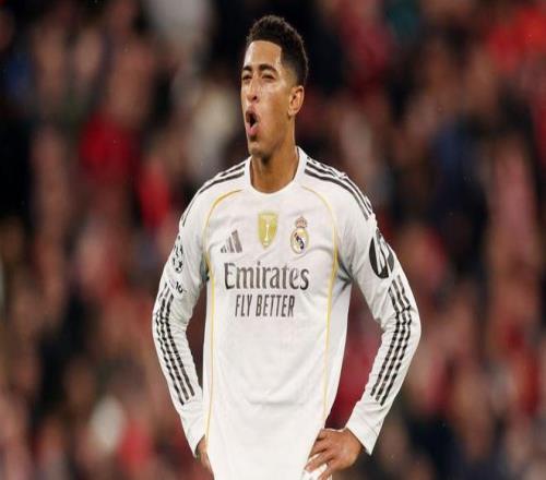 刺激的金靴争夺战！法比奥大四喜以28球力压卡扎获中超金靴（法比奥大四喜轰至28球，力压卡扎加冕中超金靴）