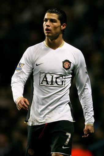 如何减少比赛中的低级失误？